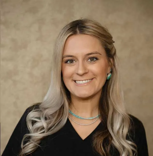 Kelsey Phillips headshot